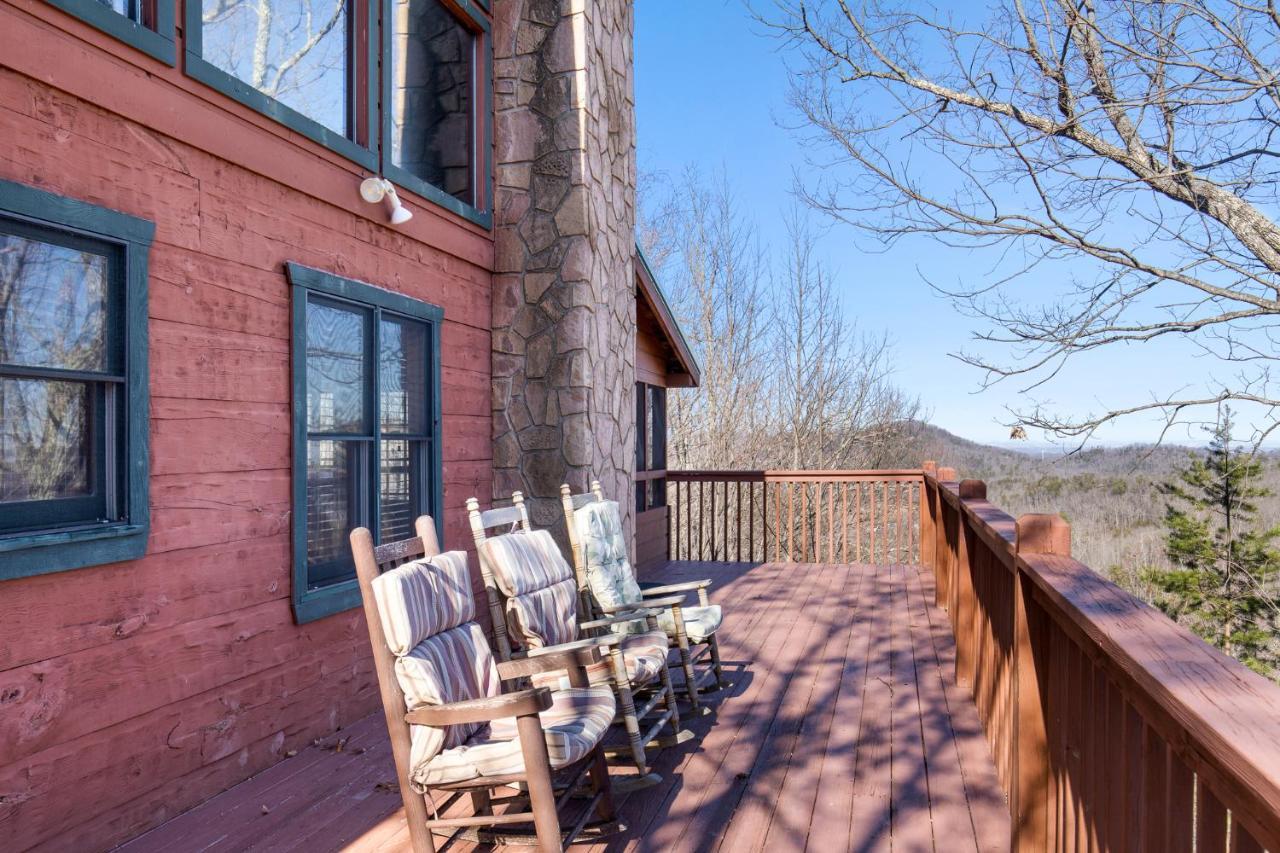 Huckleberry Ridge, 2 Bedrooms, Hot Tub, Pool Table, Pet Friendly, Sleeps 8 Pigeon Forge Buitenkant foto