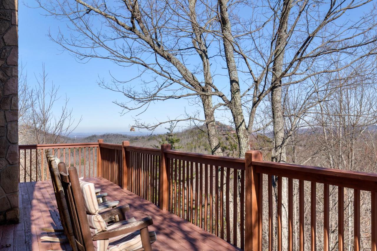 Huckleberry Ridge, 2 Bedrooms, Hot Tub, Pool Table, Pet Friendly, Sleeps 8 Pigeon Forge Buitenkant foto