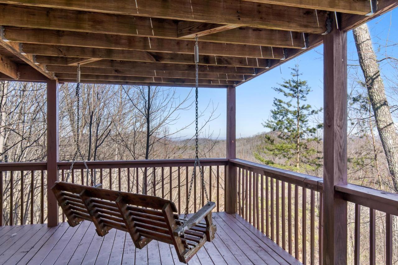 Huckleberry Ridge, 2 Bedrooms, Hot Tub, Pool Table, Pet Friendly, Sleeps 8 Pigeon Forge Buitenkant foto