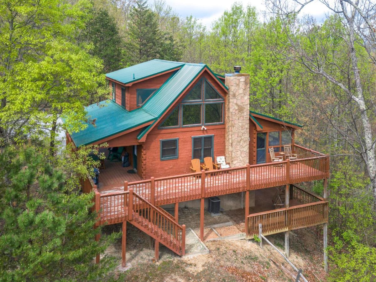 Huckleberry Ridge, 2 Bedrooms, Hot Tub, Pool Table, Pet Friendly, Sleeps 8 Pigeon Forge Buitenkant foto