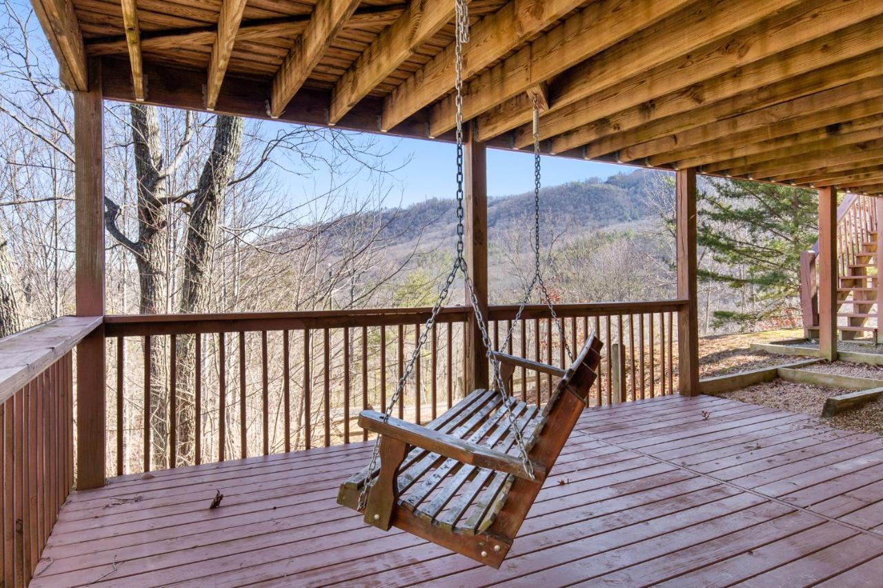 Huckleberry Ridge, 2 Bedrooms, Hot Tub, Pool Table, Pet Friendly, Sleeps 8 Pigeon Forge Buitenkant foto